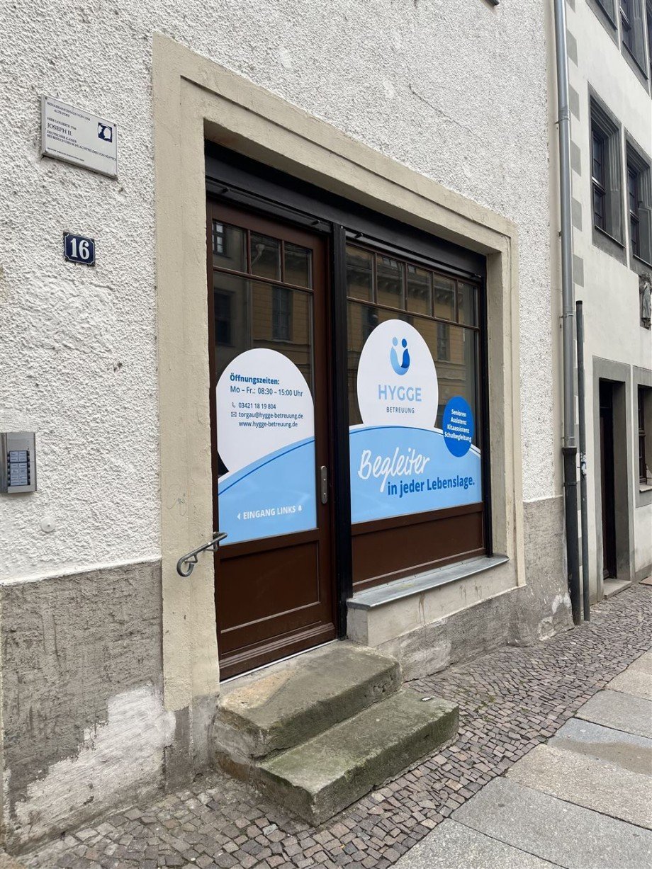Eingang/Schaufenster Bürofläche Torgau